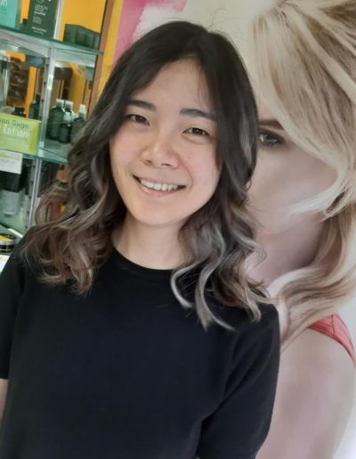 Grey Balayage von eurem Friseur in Frankfurt